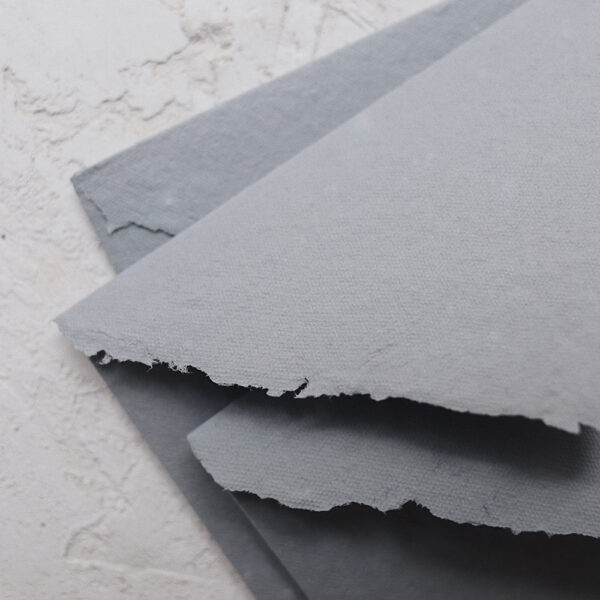 Конверт из бумаги ручного литья С6 Dark Grey